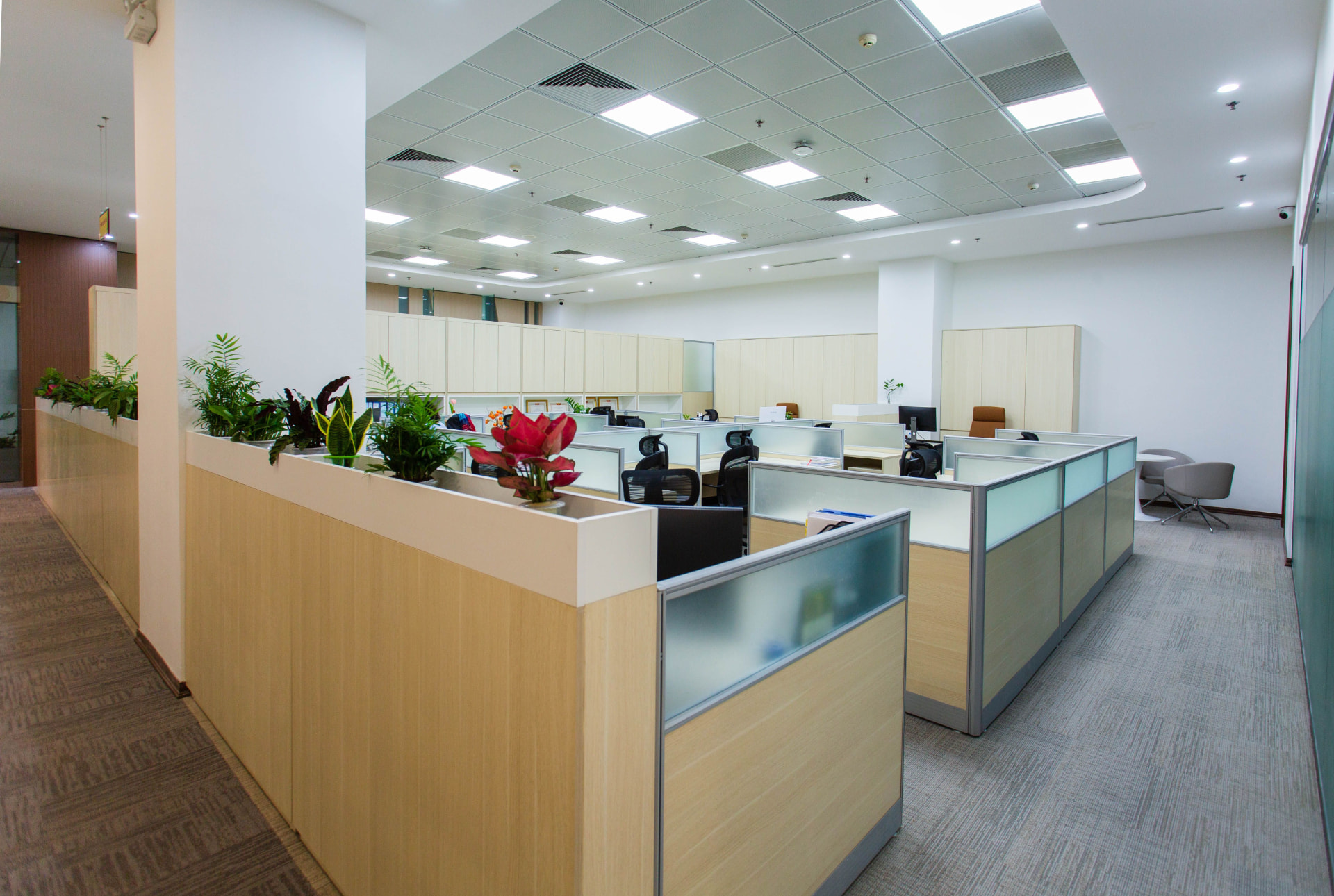 Spotless modern office reception with polished floors after professional commercial cleaning